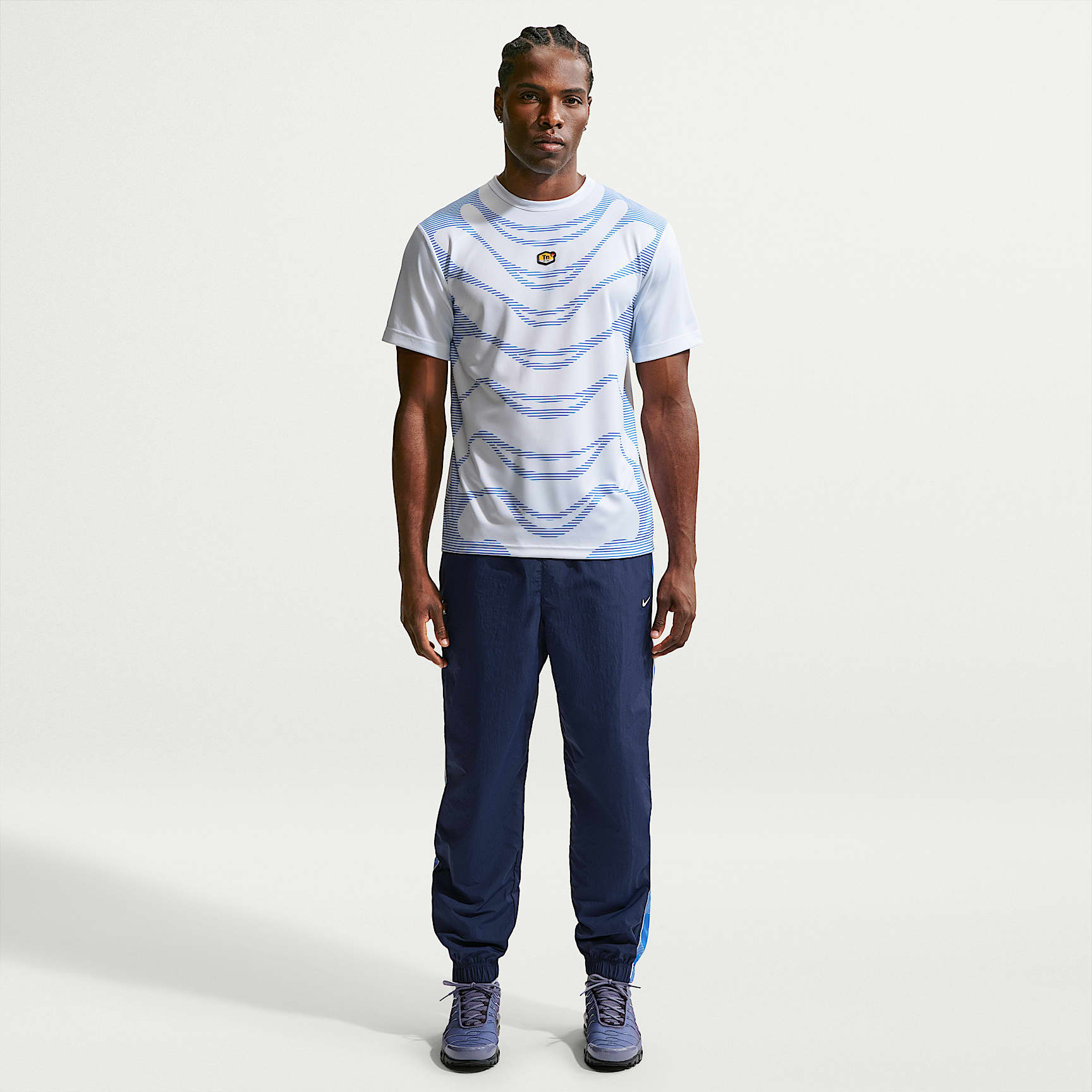 Nike Sportswear Tuned Air Men's Woven Trousers. Nike SI
